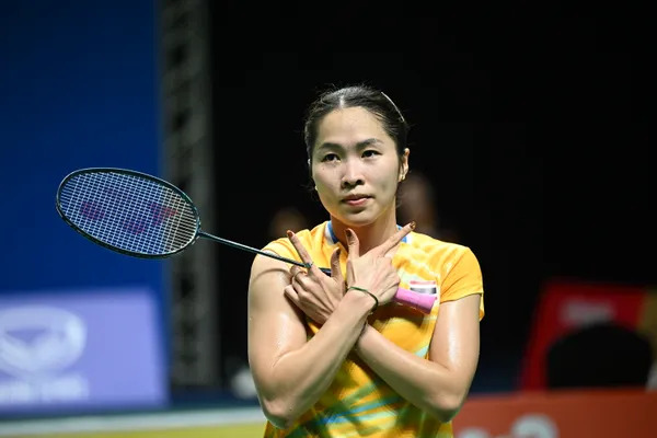 Tuyển cầu lông nữ Thái Lan thắng dễ Singapore, giành quyền vào chung kết tranh HCV đồng đội nữ ở SEA Games 2025 - Ảnh 1. Tuyển cầu lông nữ Thái Lan thắng dễ Singapore, giành quyền vào chung kết tranh HCV đồng đội nữ ở SEA Games 2025 - Ảnh 1.