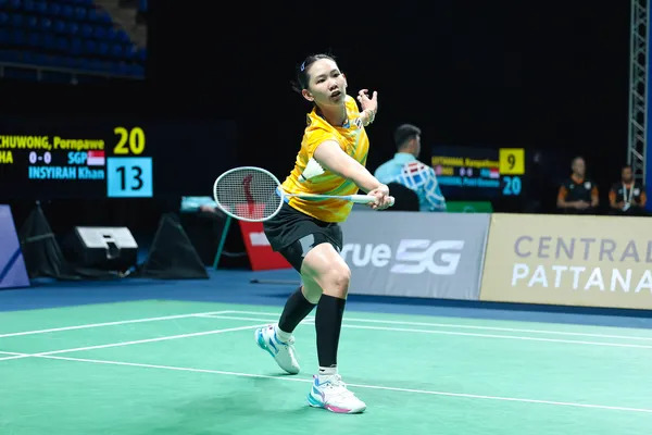 Tuyển cầu lông nữ Thái Lan thắng dễ Singapore, giành quyền vào chung kết tranh HCV đồng đội nữ ở SEA Games 2025 - Ảnh 2. Tuyển cầu lông nữ Thái Lan thắng dễ Singapore, giành quyền vào chung kết tranh HCV đồng đội nữ ở SEA Games 2025 - Ảnh 2.