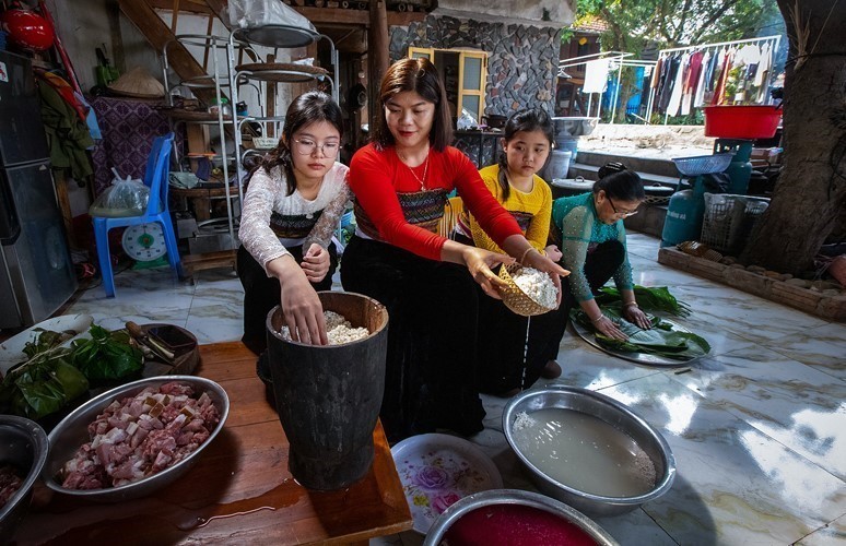 Độc đáo lễ mừng cơm mới của đồng bào Thái ở Mai Châu - Ảnh 1. Độc đáo lễ mừng cơm mới của đồng bào Thái ở Mai Châu - Ảnh 1.