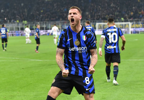 Arrnautovic ghi bàn quyết định chiến thắng 2-1 cho Inter Milan trước Fiorentina ở vòng 24 Serie A