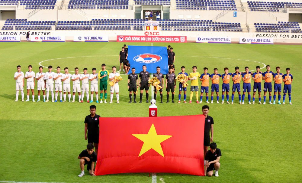 Con trai Quang Hải tỏa sáng ngoạn mục ngày khai màn VCK U19 Quốc gia 2025  - Ảnh 3.