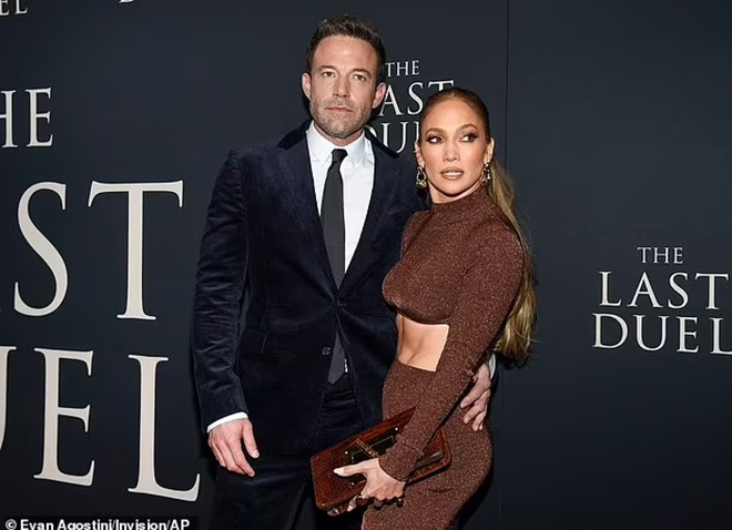 Ben Affleck &quot;mỏng manh&quot; hé lộ kế hoạch hẹn hò sau cuộc hôn nhân ác mộng với Jennifer Lopez - Ảnh 5.