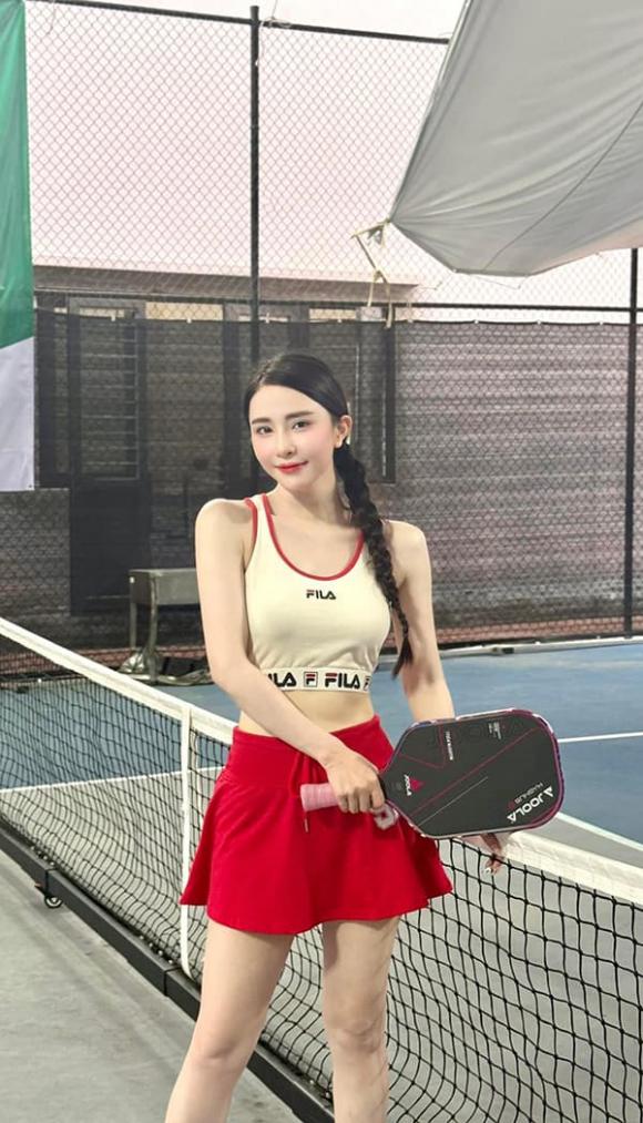 Hot girl Việt Nam chơi pickleball: Từ bà xã của tay vợt tennis số 1 tới bạn gái cầu thủ nổi tiếng - Ảnh 6.