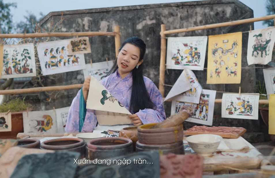 MV &quot;Làng tranh quê tôi&quot;: Ngày Xuân duyên với tranh Đông Hồ! - Ảnh 1.