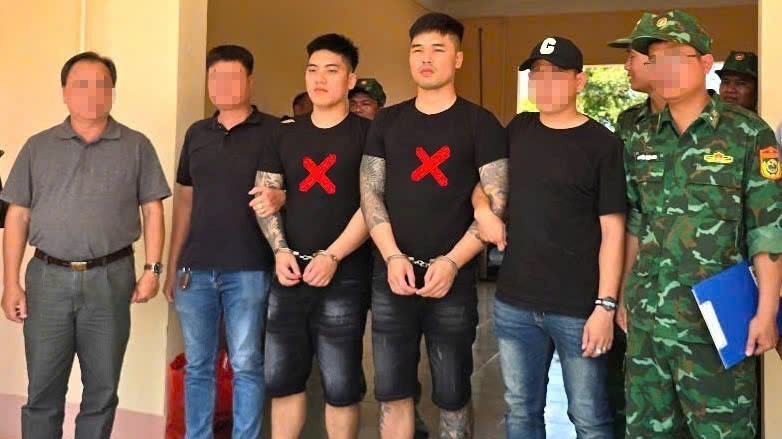 Di lý về nước hai đối tượng giết người rồi trốn ra nước ngoài