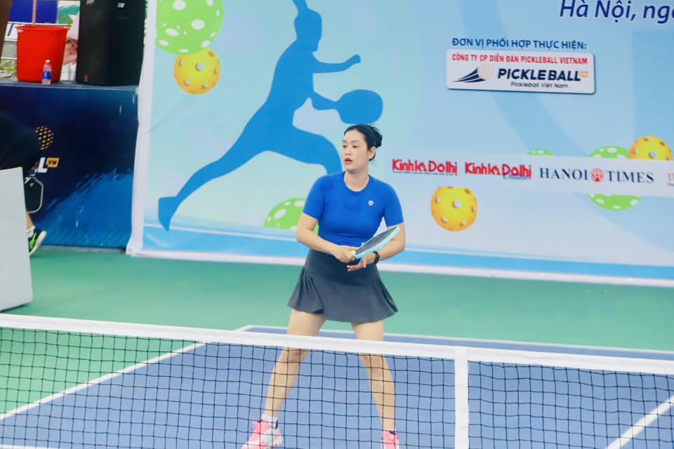 Nữ diễn viên đình đám một thời quen chồng trên sân tennis, sau 20 năm trở thành bạn đánh pickleball - Ảnh 2.