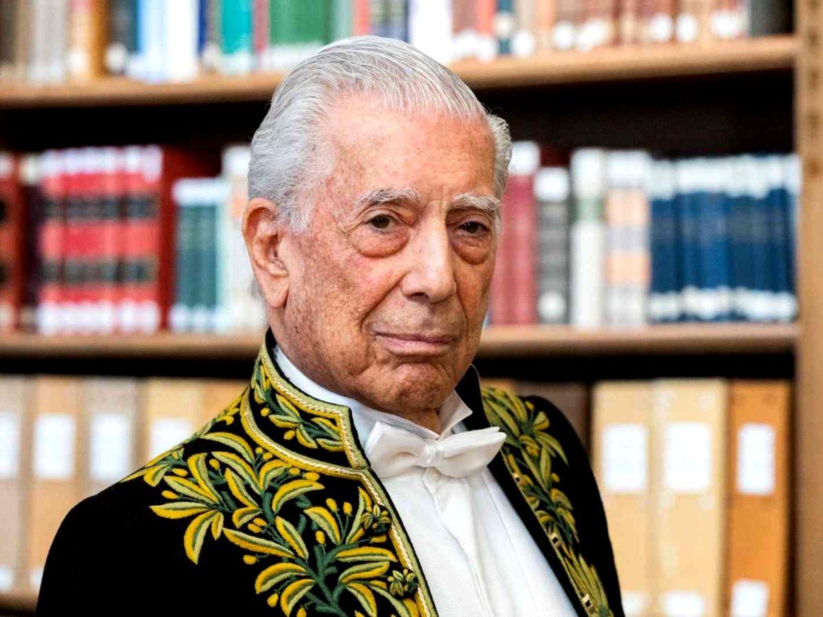 Mario Vargas Llosa, nhà văn Peru đoạt giải Nobel Văn học, qua đời ở tuổi 89