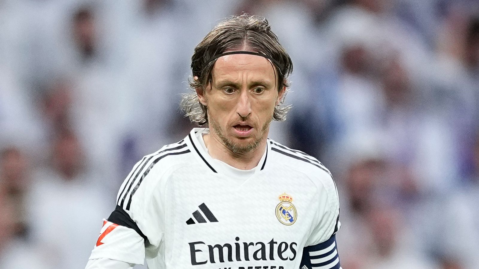 Người hâm mộ bất ngờ khi Luka Modric nhận vai trò mới ở một CLB Anh