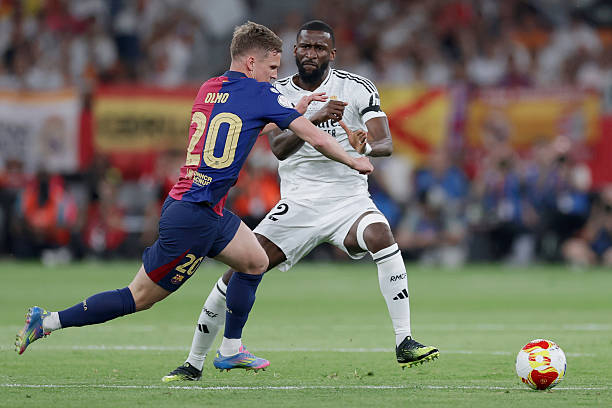 Rudiger vắng mặt trong cuộc đối đầu với Barca ở La Liga cuối tuần này vì chấn thương