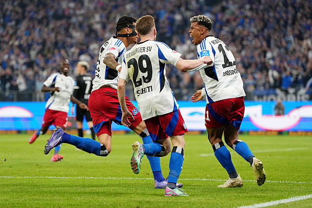 Hamburg trở lại Bundesliga sau 7 năm chờ đợi Hamburg trở lại Bundesliga sau 7 năm chờ đợi