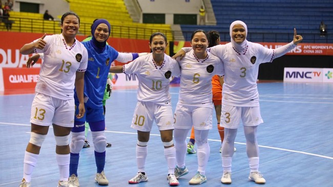 Thắng Bahrain 5-1, Indonesia cùng đội Việt Nam và Thái Lan đi tiếp tại vòng loại World Cup - Ảnh 2. Thắng Bahrain 5-1, Indonesia cùng đội Việt Nam và Thái Lan đi tiếp tại vòng loại World Cup - Ảnh 2.