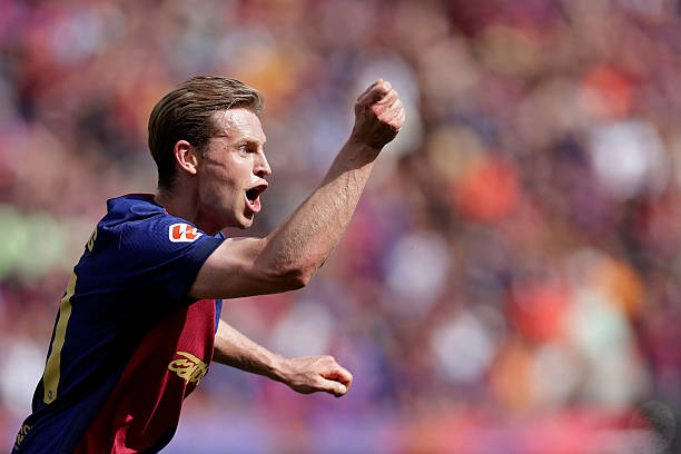 Frenkie de Jong nằm trong số 9 ngôi sao có nguy cơ phải rời Barca trong kỳ chuyển nhượng mùa Hè 2025 Frenkie de Jong nằm trong số 9 ngôi sao có nguy cơ phải rời Barca trong kỳ chuyển nhượng mùa Hè 2025