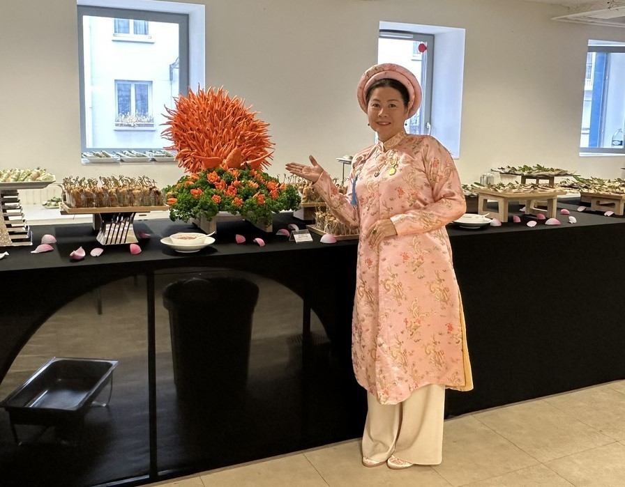 Chương trình giới thiệu du lịch Việt Nam tại Pháp - Ảnh 4. Chương trình giới thiệu du lịch Việt Nam tại Pháp - Ảnh 4.