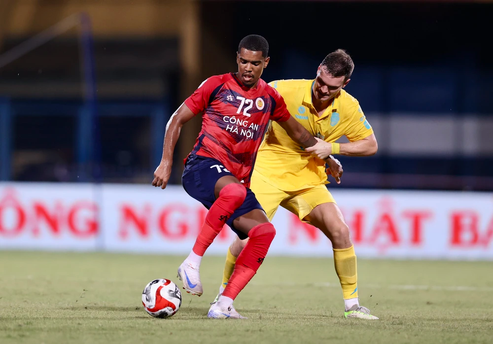 TRỰC TIẾP bóng đá CAHN vs Buriram United 19h30 hôm nay, chung kết lượt đi Shopee Cup - Ảnh 3. TRỰC TIẾP bóng đá CAHN vs Buriram United 19h30 hôm nay, chung kết lượt đi Shopee Cup - Ảnh 3.