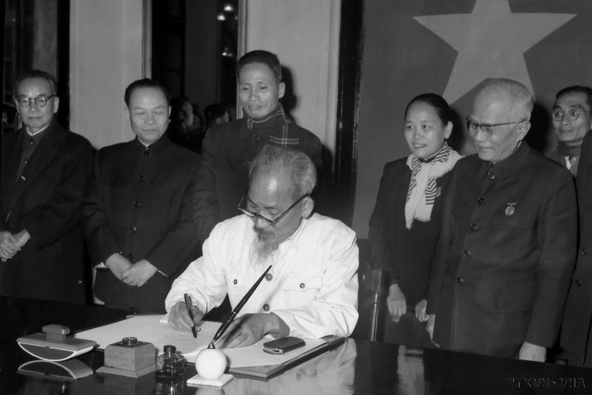 Chủ tịch Hồ Chí Minh - Người đặt nền móng xây dựng Nhà nước pháp quyền xã hội chủ nghĩa Việt Nam - Ảnh 3.