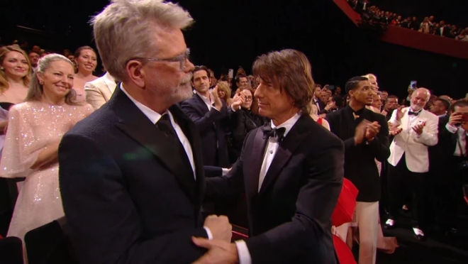 7 phút rưỡi vỗ tay tại Cannes 2025: Điều gì khiến &quot;Mission: Impossible 8&quot; chinh phục khán giả? - Ảnh 2.