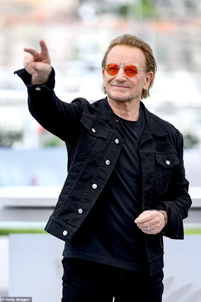 Bono tại LHP Cannes 2025: Huyền thoại âm nhạc và trái tim bất diệt - Ảnh 4.