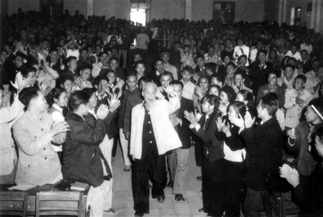 “Bác Hồ, Người là tình yêu thiết tha nhất trong lòng dân và trong trái tim nhân loại” - Ảnh 3.