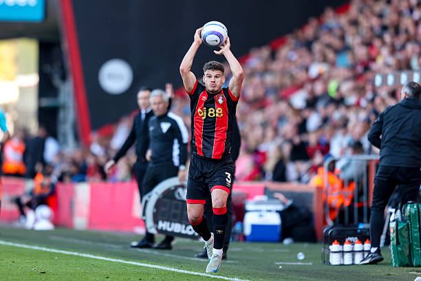 Liverpool đang bước vào giai đoạn đàm phán cuối cùng với Bournemouth về thương vụ chuyển nhượng hậu vệ trái Milos Kerkez