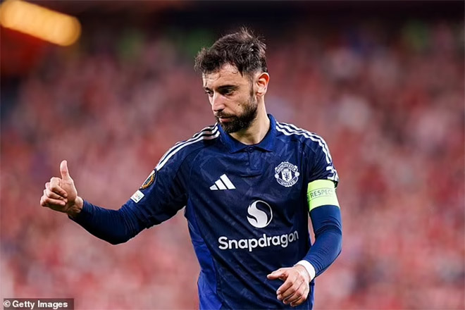 Chuyên gia bóng đá Anh: Bruno Fernandes xứng đáng là cầu thủ hay nhất mùa - Ảnh 2. Bruno Fernandes