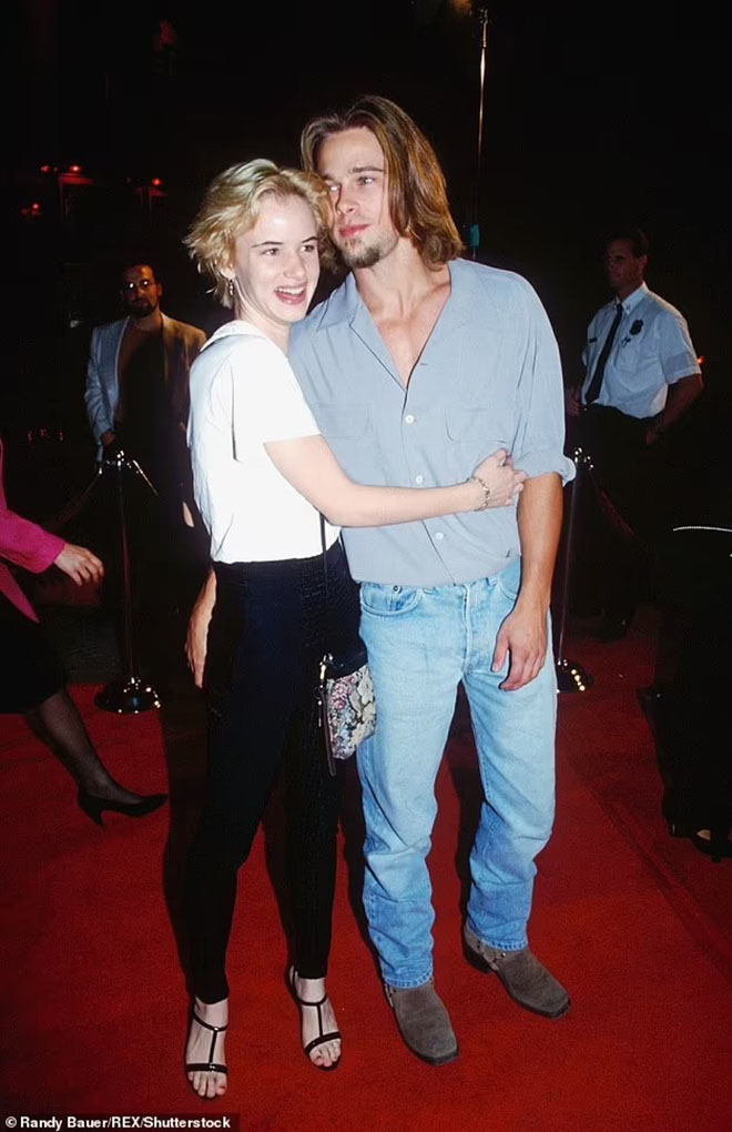 Brad Pitt: Đổi mới, không "hòa nhịp" với Ines De Ramon, khép cửa hôn nhân - Ảnh 11. Brad Pitt: Đổi mới, không "hòa nhịp" với Ines De Ramon, khép cửa hôn nhân - Ảnh 11.