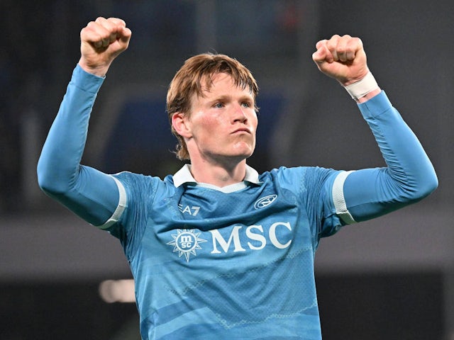 Nhận định, soi tỷ lệ Lecce vs Napoli 23h00 ngày 03/05, Serie A - Ảnh 1.