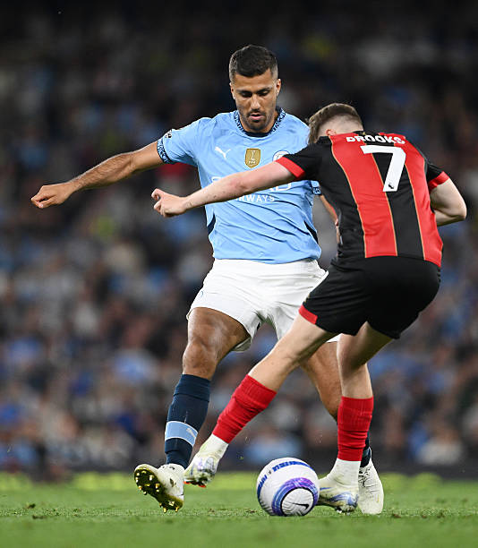 Rodri trở lại, Man City thắng đậm và nắm chắc tấm vé dự Champions League - Ảnh 2.
