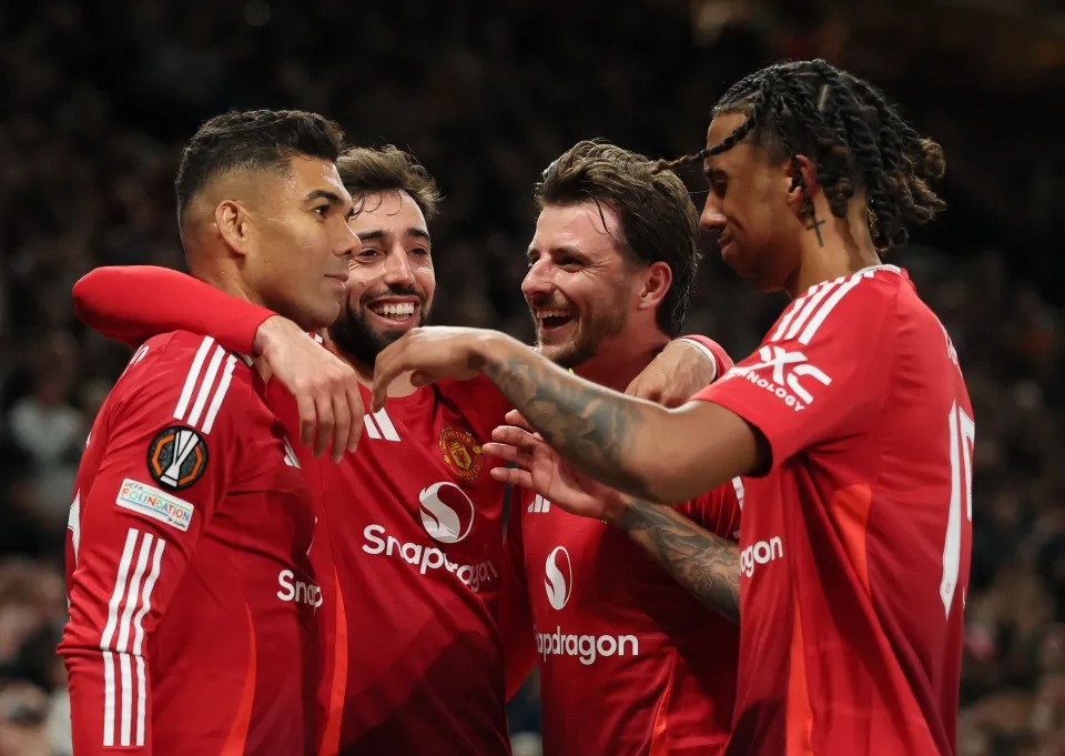 Với 5 lần vô địch châu Âu, đừng ngạc nhiên nếu Casemiro giúp MU giành Europa League - Ảnh 4. Với 5 lần vô địch châu Âu, đừng ngạc nhiên nếu Casemiro giúp MU giành Europa League - Ảnh 4.