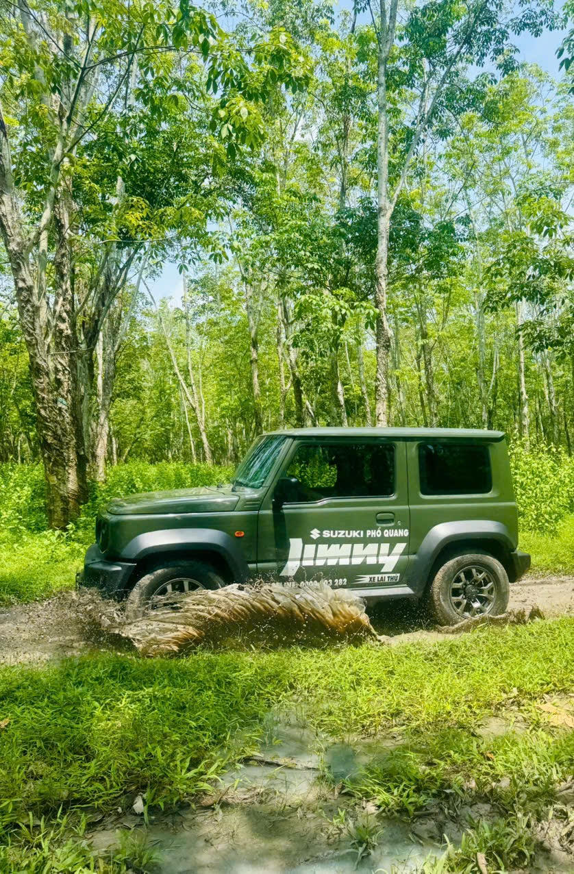 Sau tay lái Suzuki Jimny: Hành trình tìm kiếm niềm vui và sự tự do sau tay lái - Ảnh 3.