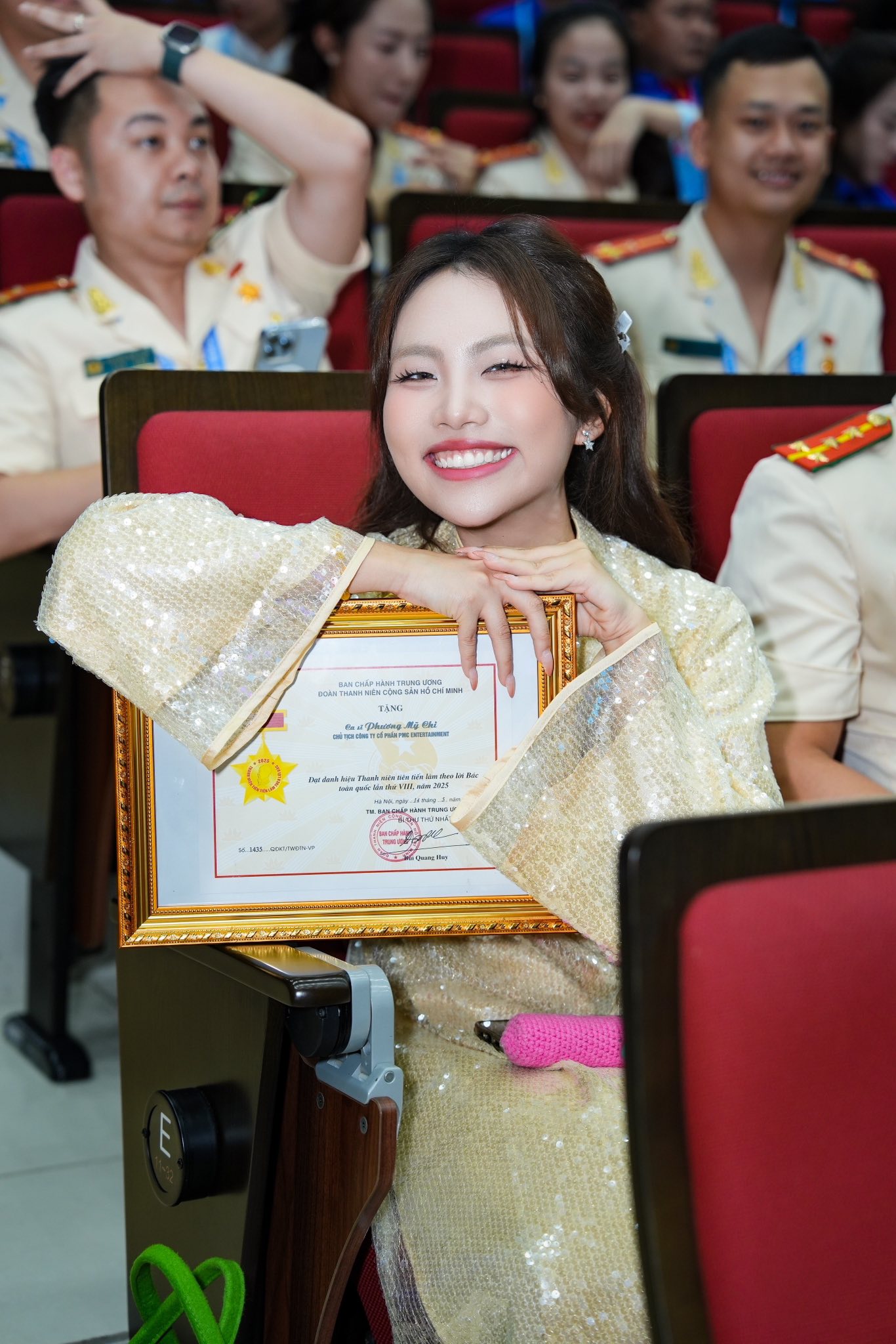 phuong-my-chi-2-17478939627461989338222.jpg