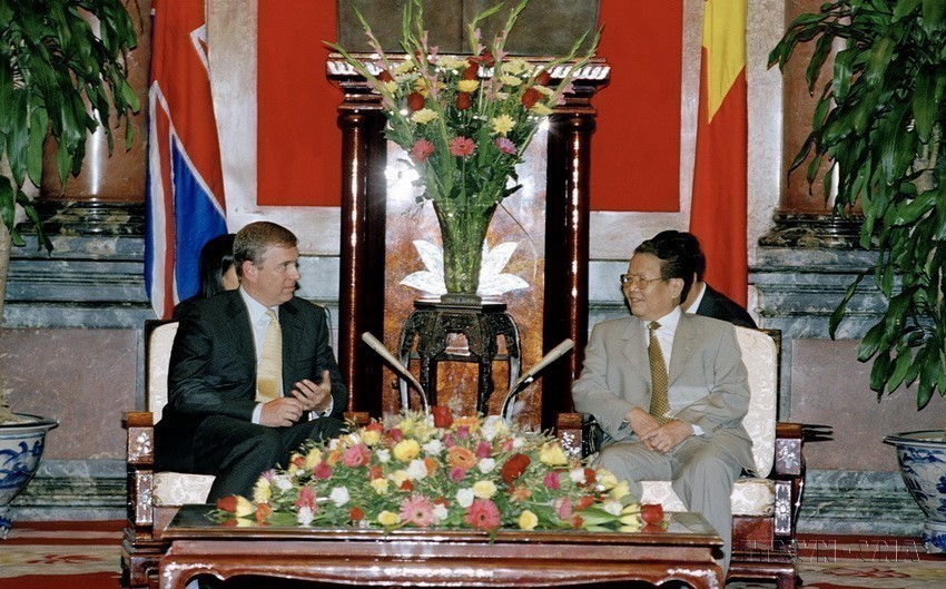 Dấu ấn của nguyên Chủ tịch nước Trần Đức Lương trong sự nghiệp xây dựng và phát triển đất nước - Ảnh 31.