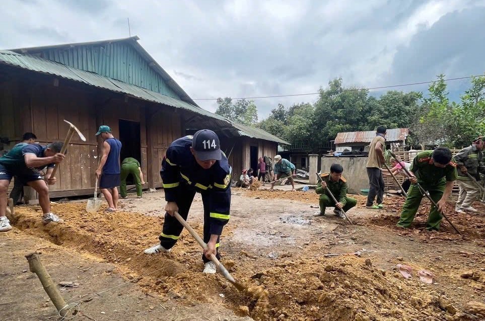 Chung tay xóa nhà tạm, nhà dột nát:  Lan tỏa tinh thần trách nhiệm, nhân ái trong toàn xã hội - Ảnh 5.