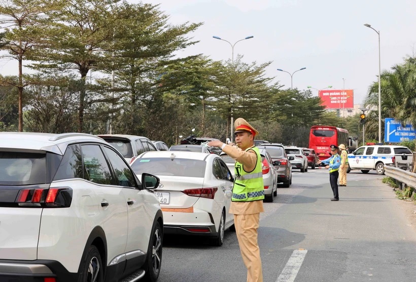 Hà Nội: Phân luồng giao thông phục vụ Lễ Quốc tang nguyên Chủ tịch nước Trần Đức Lương - Ảnh 1.