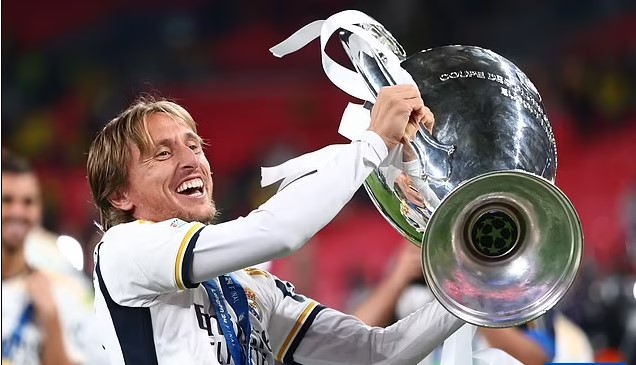 Luka Modric chia tay Real Madrid bằng tâm thư xúc động - Ảnh 1. Luka Modric chia tay Real Madrid bằng tâm thư xúc động - Ảnh 1.