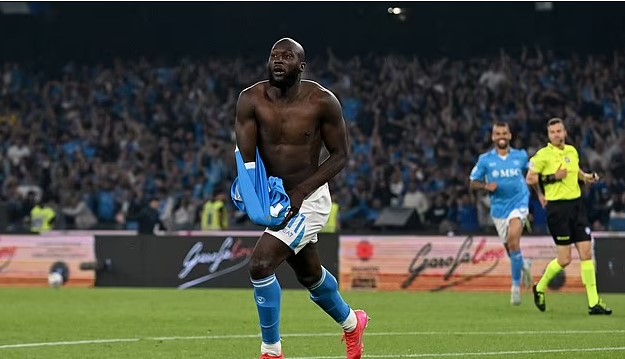 Hai cựu sao MU rực sáng giúp Napoli vô địch Serie A - Ảnh 2.