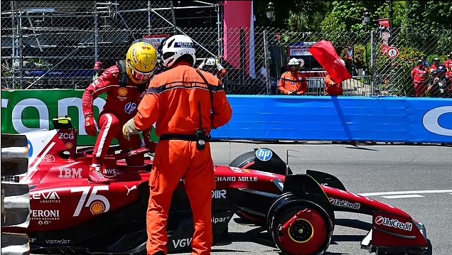 Lewis Hamilton gặp tai nạn tại Monaco GP, đội Ferrari chạy đua với thời gian - Ảnh 2.