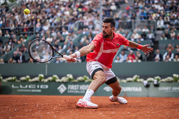 Djokovic đẳng cấp cao nhưng đã 38 tuổi, thể lực không còn sung mãn và bền bỉ như trước