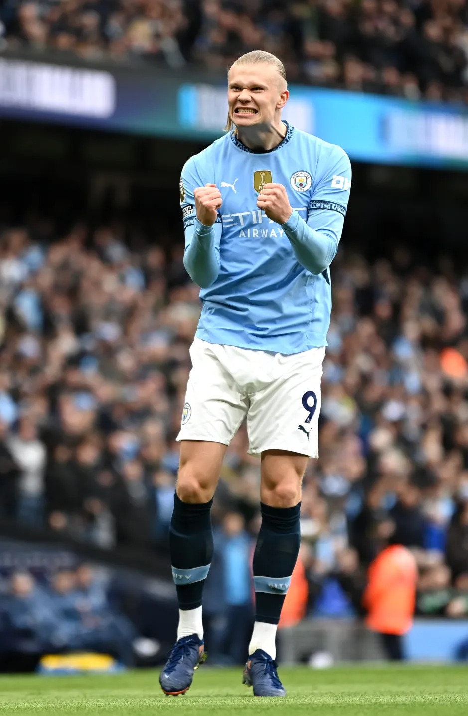 Quỹ lương Premier League đạt kỷ lục 4 tỷ bảng từ năm ngoái, MU phơi bày ngân sách' phình to' - Ảnh 1.