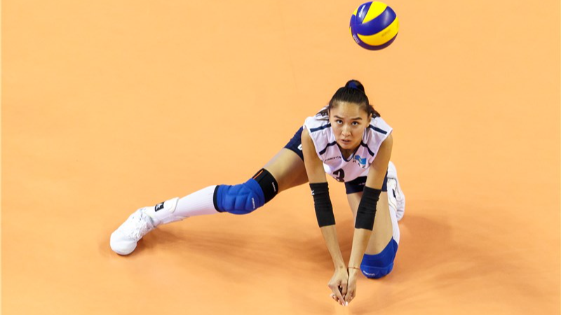 Sana Anarkulova là ngôi sao tấn công số 1 của tuyển bóng chuyền nữ Kazakhstan
