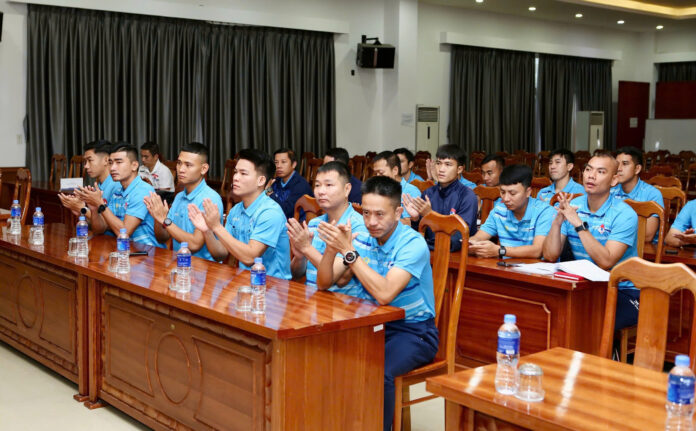 VPF tăng tốc đào tạo trọng tài VAR khóa 4, giảng viên FIFA giám sát - Ảnh 1.