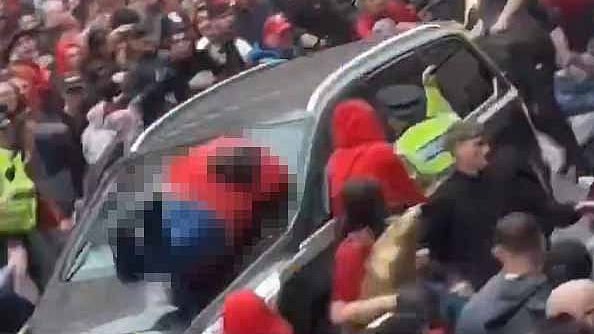 Thủ tướng Anh chỉ trích 'cảnh tượng kinh hoàng' vụ đâm xe ở Liverpool, giới chức trách nói 'không phải khủng bố'