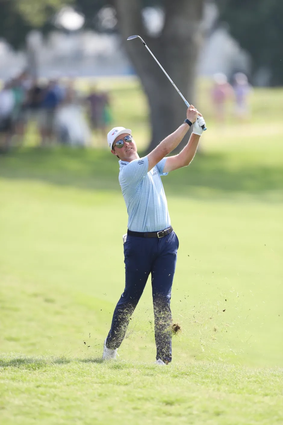 Trở lại chơi golf sau khi làm tín dụng, ngôi sao ngôi sao PGA Tour kiếm hơn 50 tỷ chỉ sau 2 tuần - Ảnh 1.