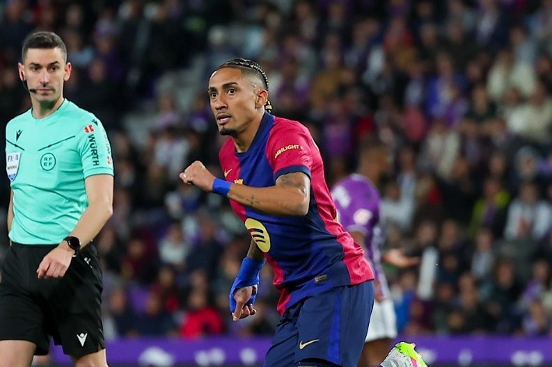 Barcelona lội ngược dòng ở Valladolid trước thềm hai trận đấu lớn - Ảnh 1.
