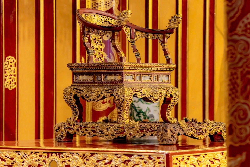 Chính thức Thành lập Hội đồng phục chế bảo vật quốc gia Ngai vua triều Nguyễn - Ảnh 1.