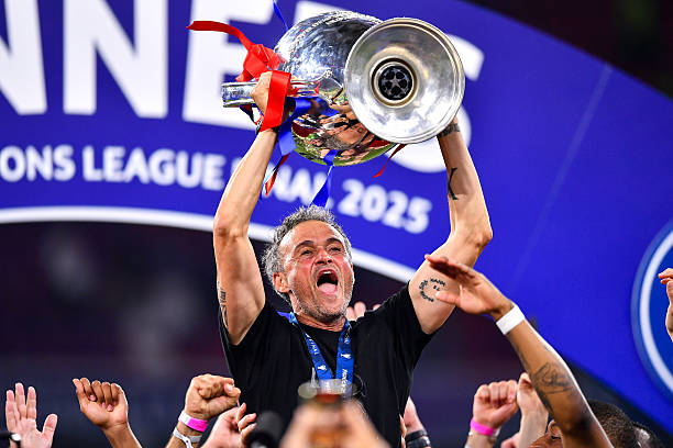 Luis Enrique, kiến trúc sư đại tài đưa PSG vào kỷ nguyên vinh quang mới - Ảnh 1.