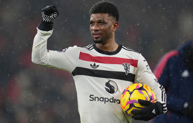 Brentford vs MU: Ngược dòng cảm xúc, màn rượt đuổi tỷ số nghẹt thở của Quỷ đỏ - Ảnh 2. Brentford vs MU: Ngược dòng cảm xúc, màn rượt đuổi tỷ số nghẹt thở của Quỷ đỏ - Ảnh 2.