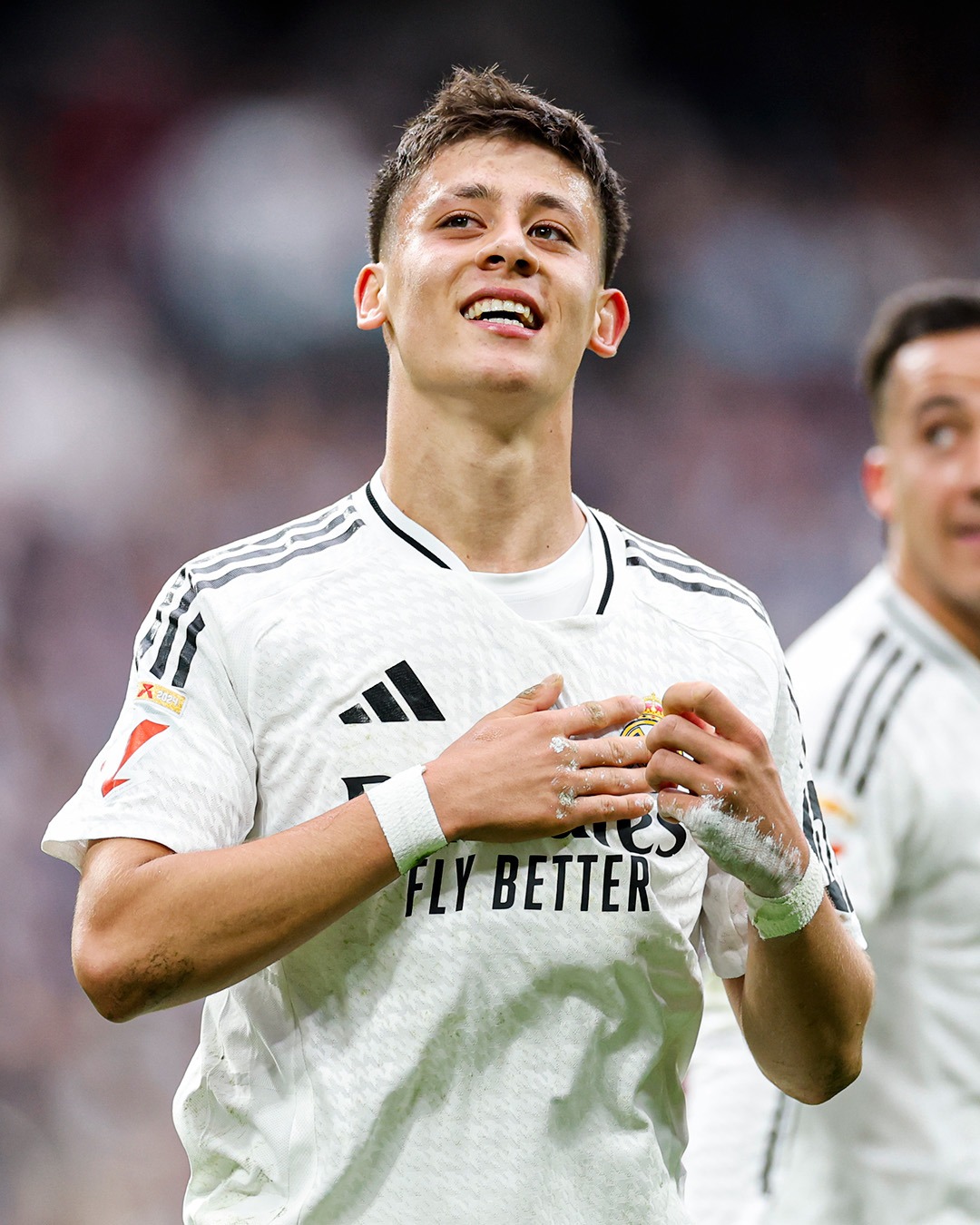 Arda Guler bất ngờ tỏa sáng, Real Madrid quyết bám đuổi Barca