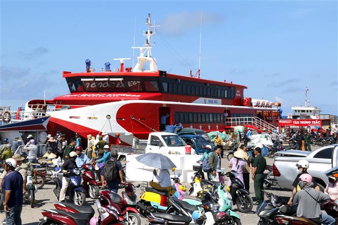 Bình Thuận: Kỳ nghỉ 30/4- 1/5 tạo đà tốt cho du lịch hè sôi động - Ảnh 1. Bình Thuận: Kỳ nghỉ 30/4- 1/5 tạo đà tốt cho du lịch hè sôi động - Ảnh 1.