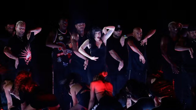 Lady Gaga khuấy động bãi biển Copacabana với buổi hòa nhạc miễn phí lịch sử dành riêng cho fan - Ảnh 1.