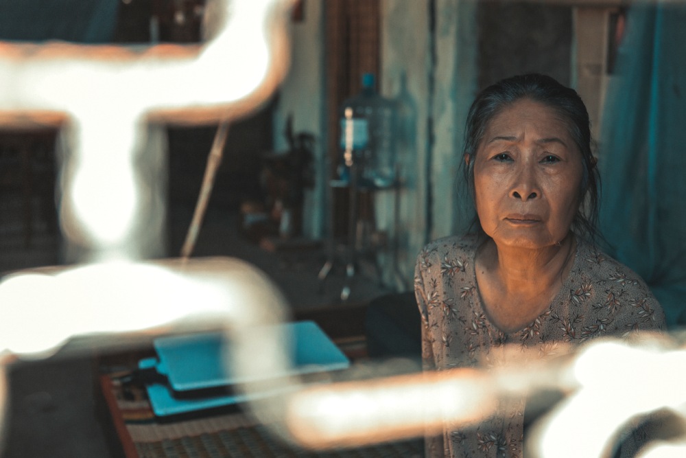 Bà ngoại NSƯT Kim Phương nhí nhảnh, hóm hỉnh trong "Lật mặt 8" - Ảnh 4. Bà ngoại NSƯT Kim Phương nhí nhảnh, hóm hỉnh trong "Lật mặt 8" - Ảnh 4.